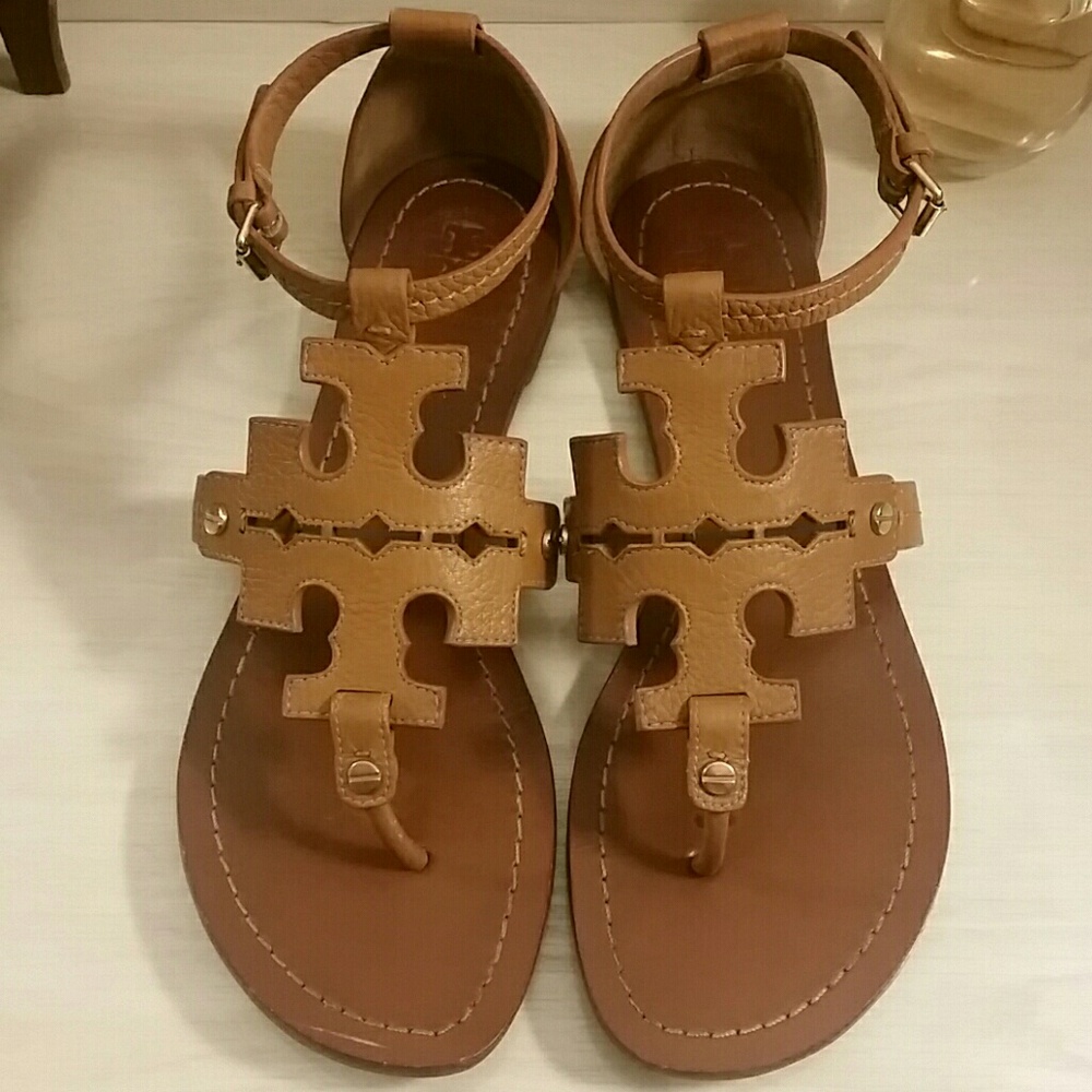 Tory Burch Pheobe Sandals in Tumbled Leather Tan